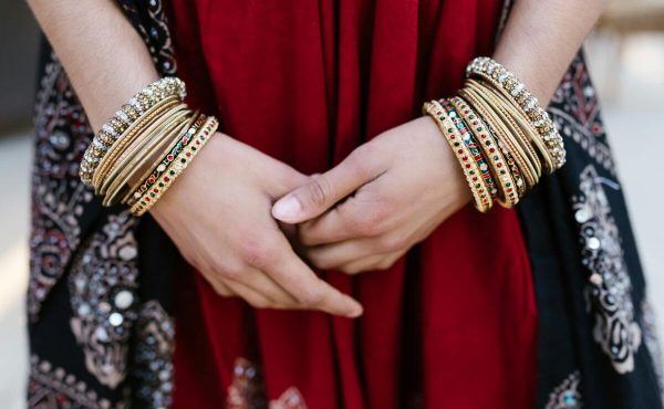 danza del ventre mani bracciali rosso e oro