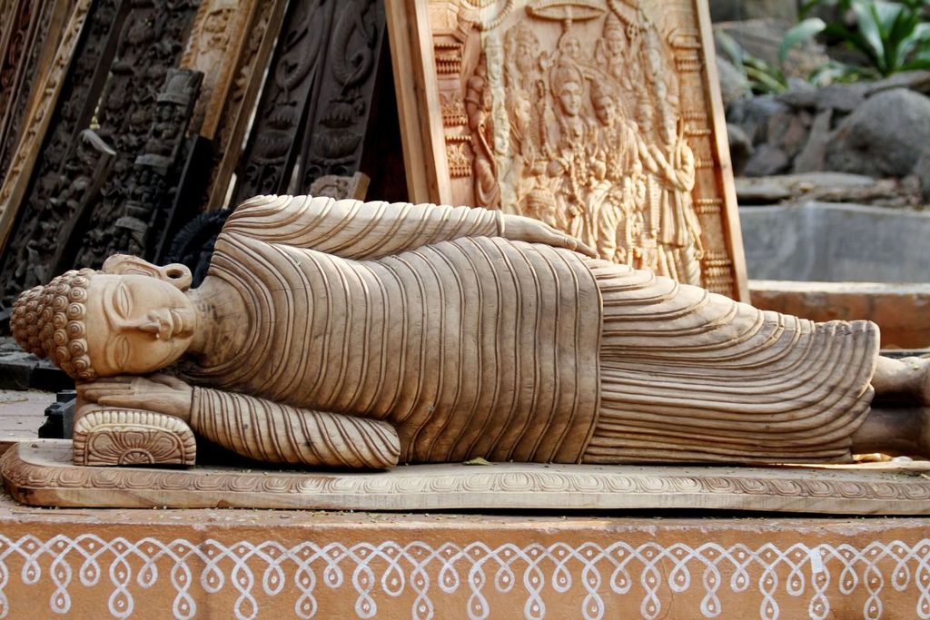 buddha sdraiato sonno degli yogi yoga nidra